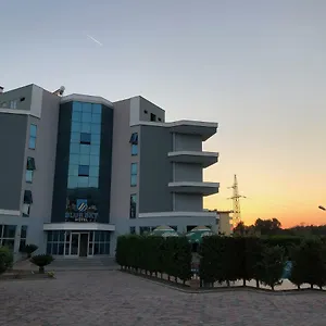 Hotel Blue Sky, Golem (Tirana)